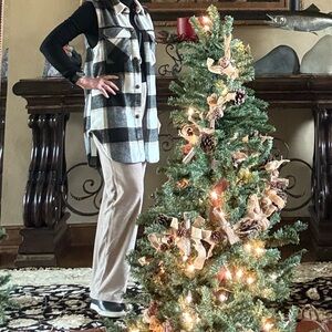 Love Tree Black, Tan and White Patterned Vest